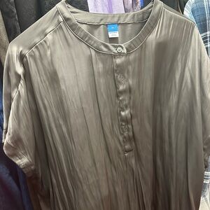 Old navy silky top